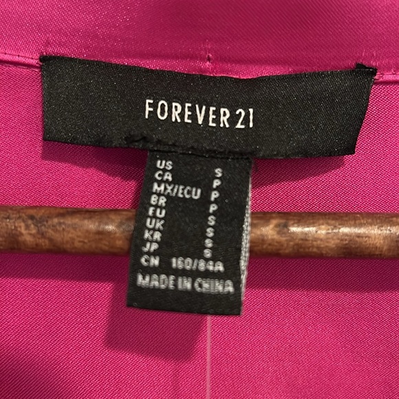 F21 Top - Picture 2 of 3